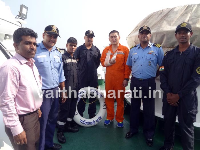 ತಟ ರಕ್ಷಣಾ ನೌಕೆಯಿಂದ ಚೀನಾ ಸಿಬ್ಬಂದಿಯ ರಕ್ಷಣೆ